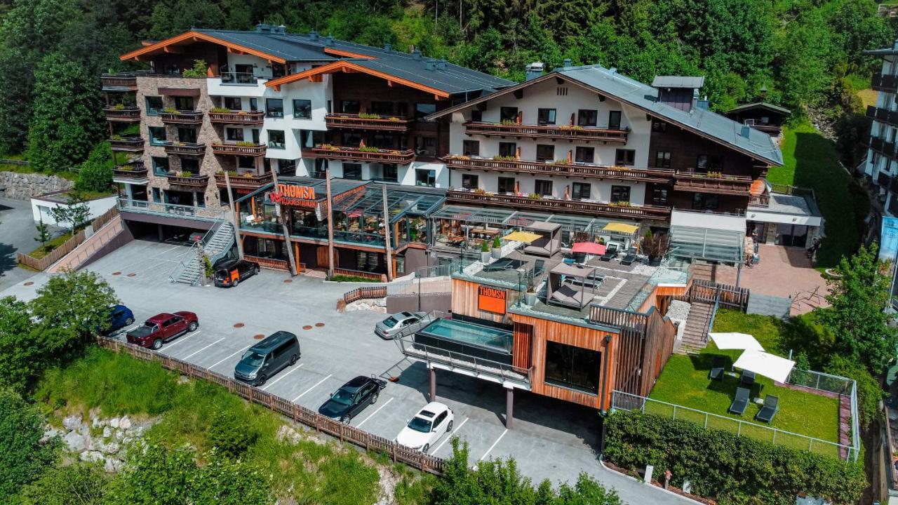 Thomsn Central Hotel & Appartements Saalbach-Hinterglemm Extérieur photo