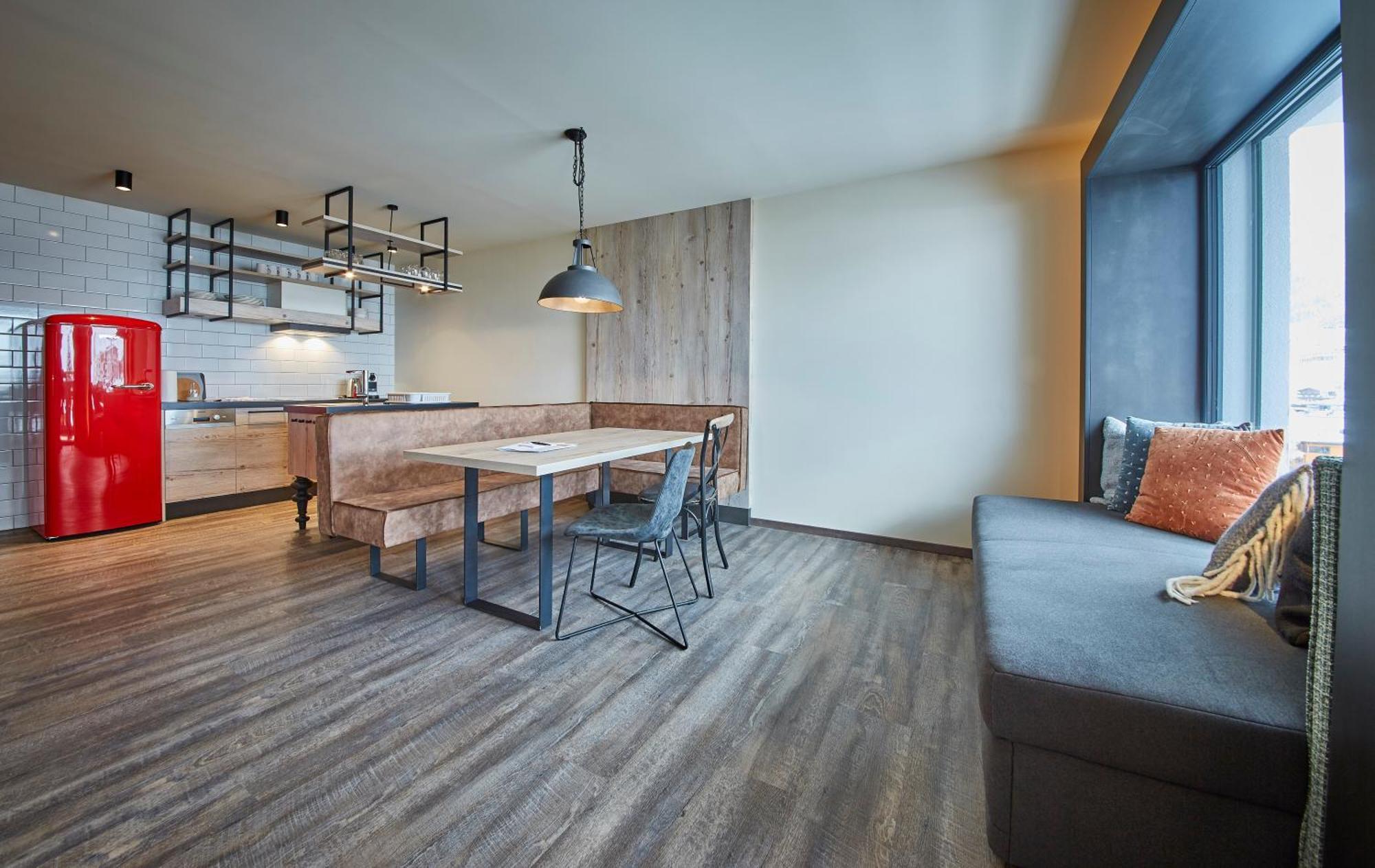 Thomsn Central Hotel & Appartements Saalbach-Hinterglemm Extérieur photo